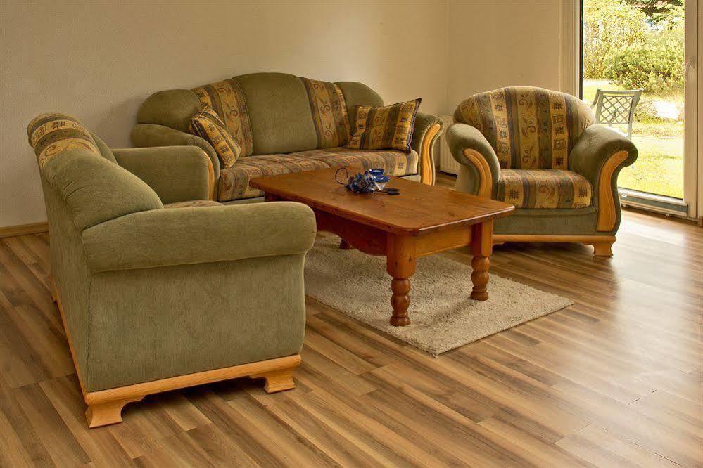 Hotel Pommerscher Hof Зиновиц Екстериор снимка